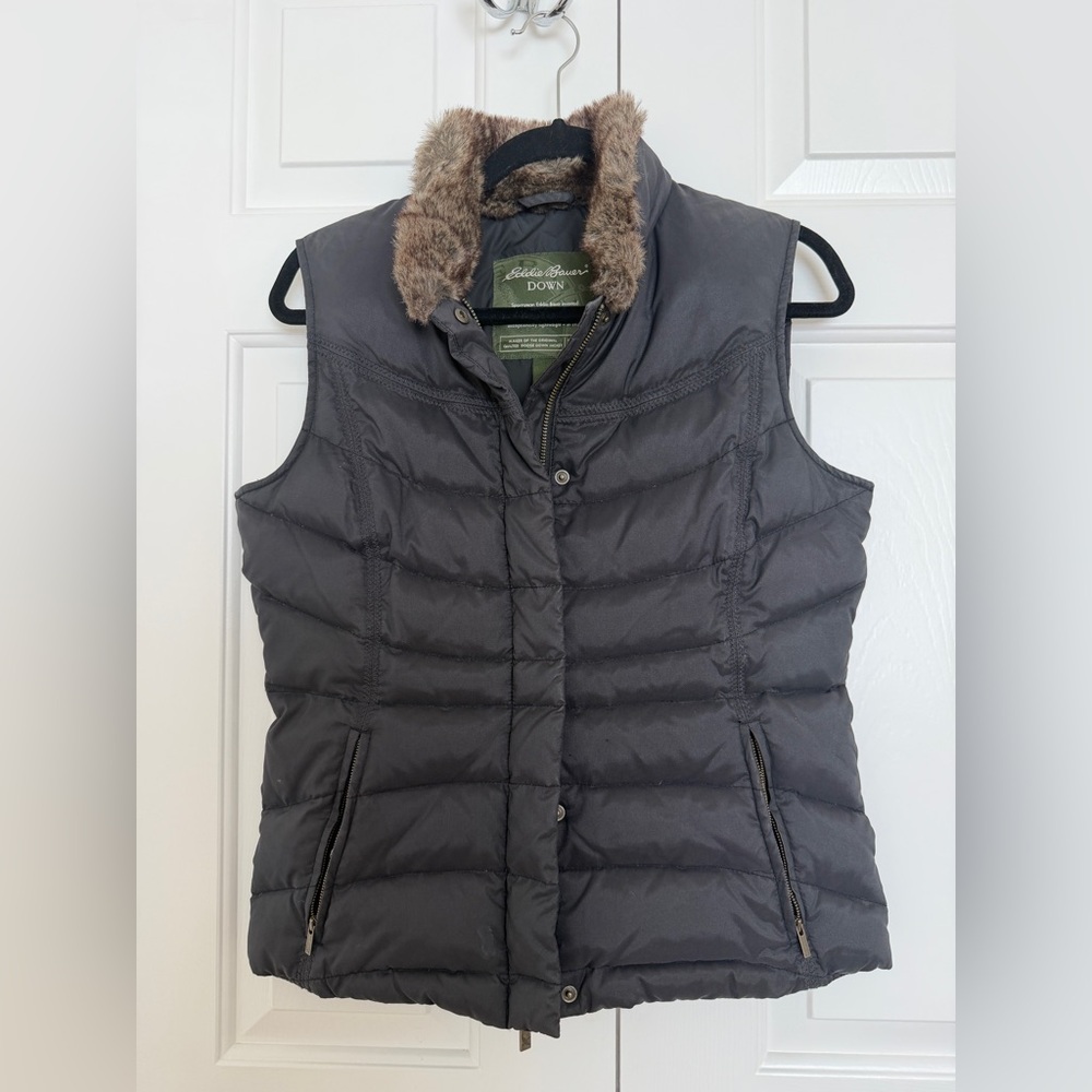 Eddie Bauer Down Black Quilted Vest with Faux Fur Collar